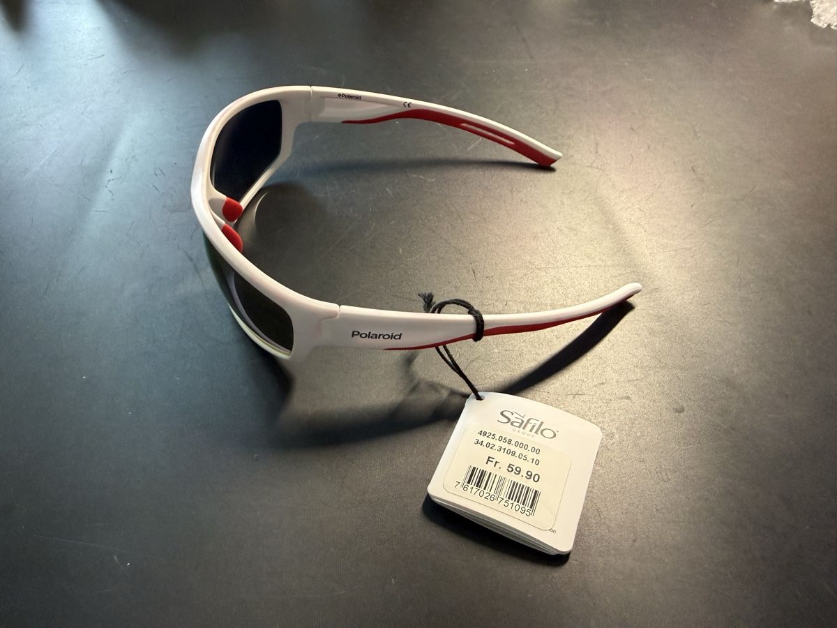 Polaroid Lunettes & Verres: Sonnenbrille – Neuf (Voir description) à Thalwil par MB-7 1