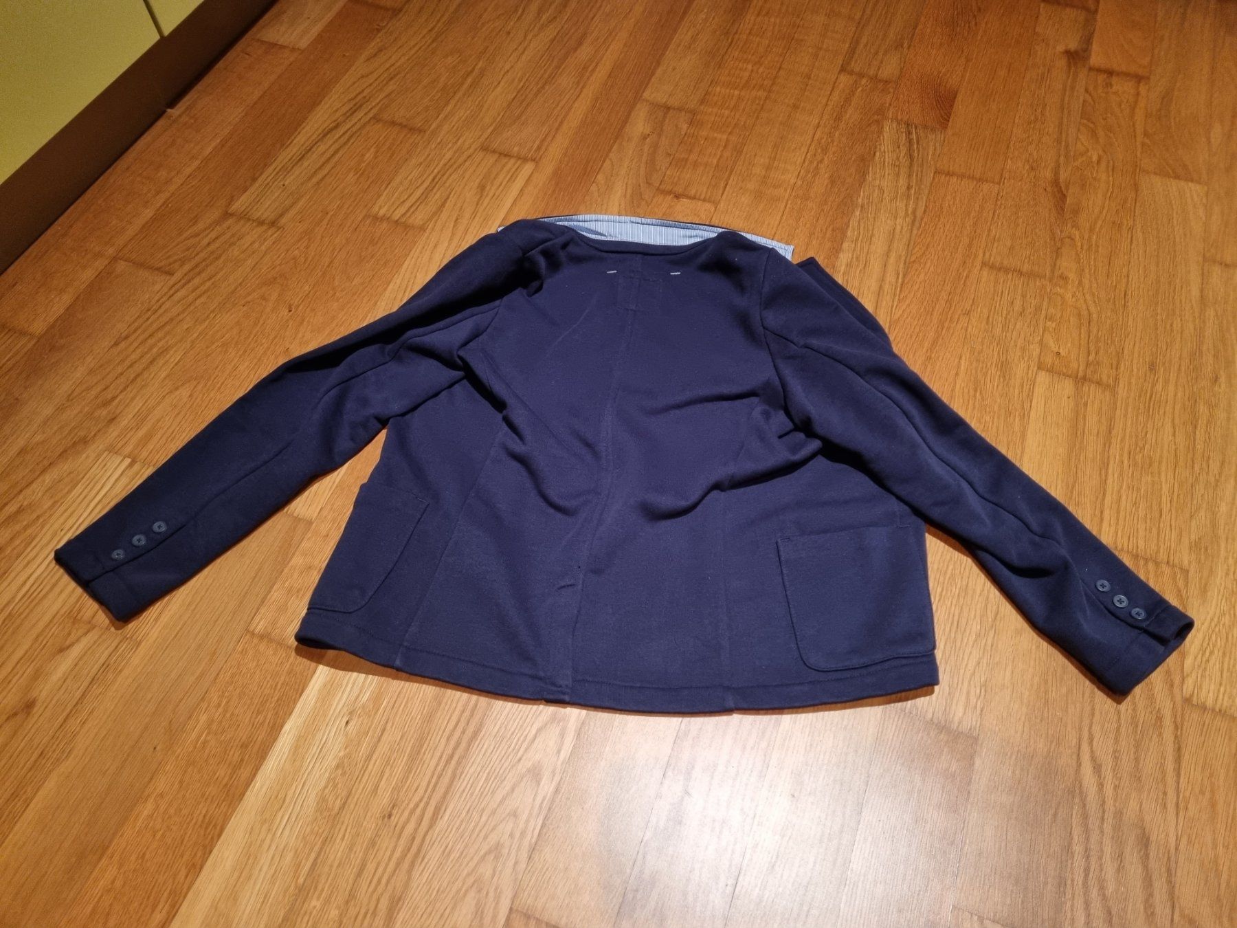 Altro abbigliamento per bambino: Gilet und Jacket, Grösse 128 – Usato da Rothenfluh venduto da Sawi80 3