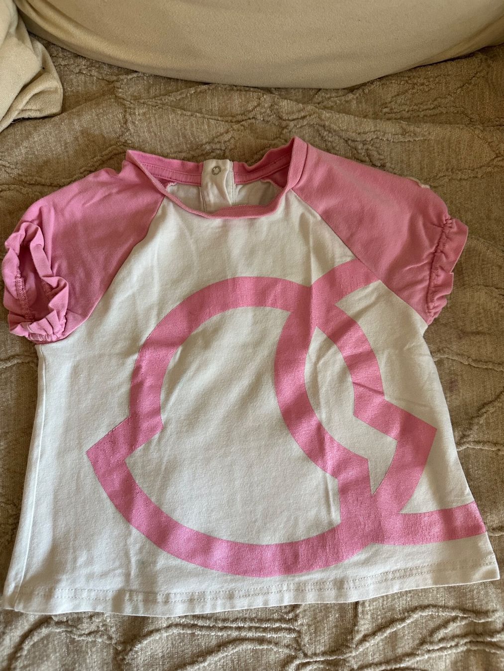 Moncler Hemden, T-Shirts & Polos: Moncler T-shirt 18 /24 Months – Gebraucht aus Zürich von Bybyana