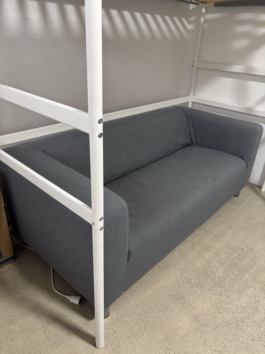 Ikea Divani: IKEA 2-er Sofa KLIPPAN – Usato da Zürich venduto da Petr_Kravnik