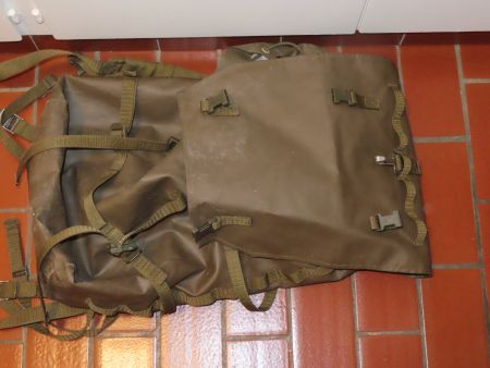 Schweizer Armee Militär Kampfrucksack 90