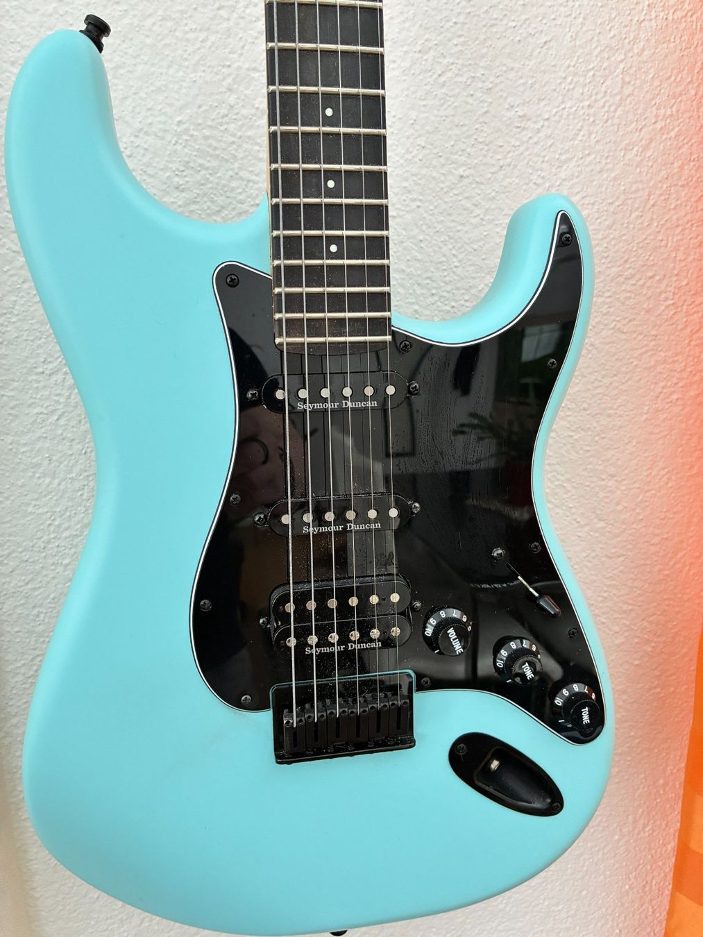 Strumenti musicali: Fender Player II Advanced Stratocaster HSS HT DPB daphne blu – Nuovo (secondo la descrizione) da Eigenthal venduto da raider
