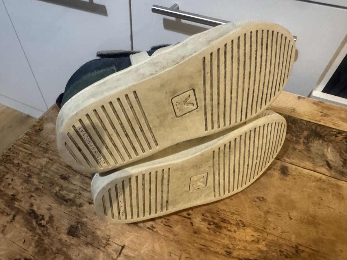 Veja Schuhe für Jungen: Veja Kinderschuh – Gebraucht aus Davos Platz von mbe_r5tv 1