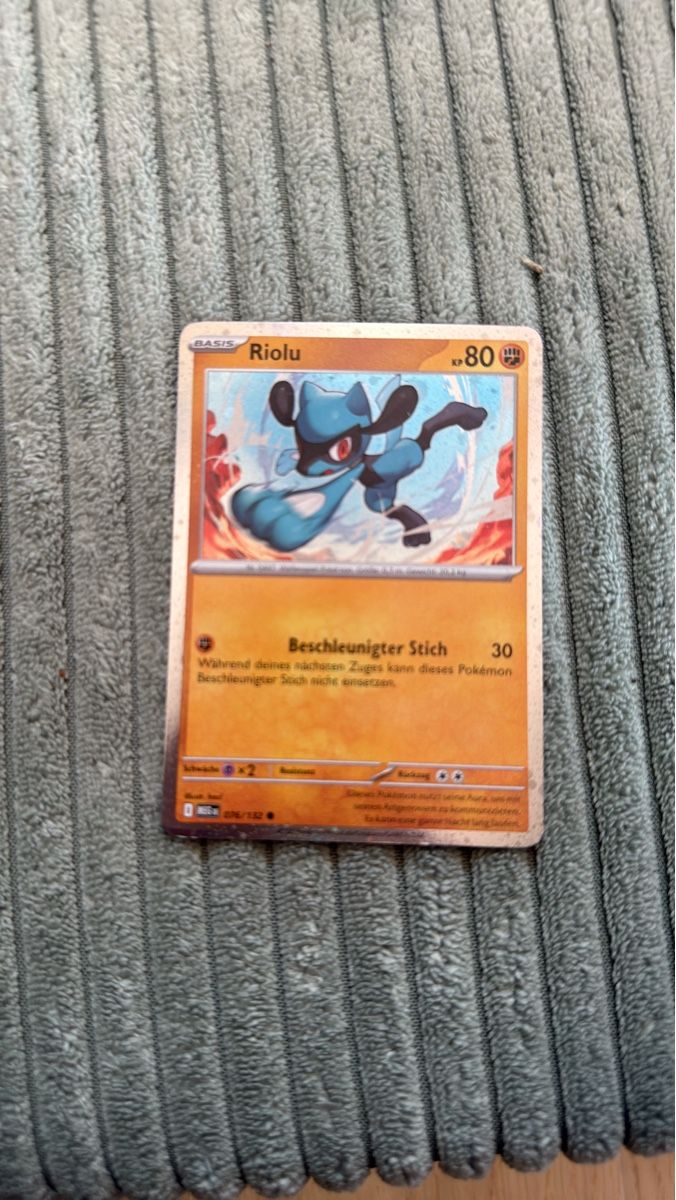 Pokémon Sammelbilder & Trading cards: Riolu Holograph Pokémon Karte  – Neu (gemäss Beschreibung) aus Dornach von s.braune