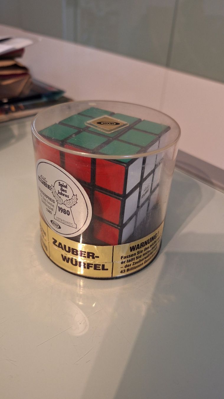 Spielzeuge: Original Rubik's Cube 1981 – Neu (gemäss Beschreibung) aus Dübendorf von