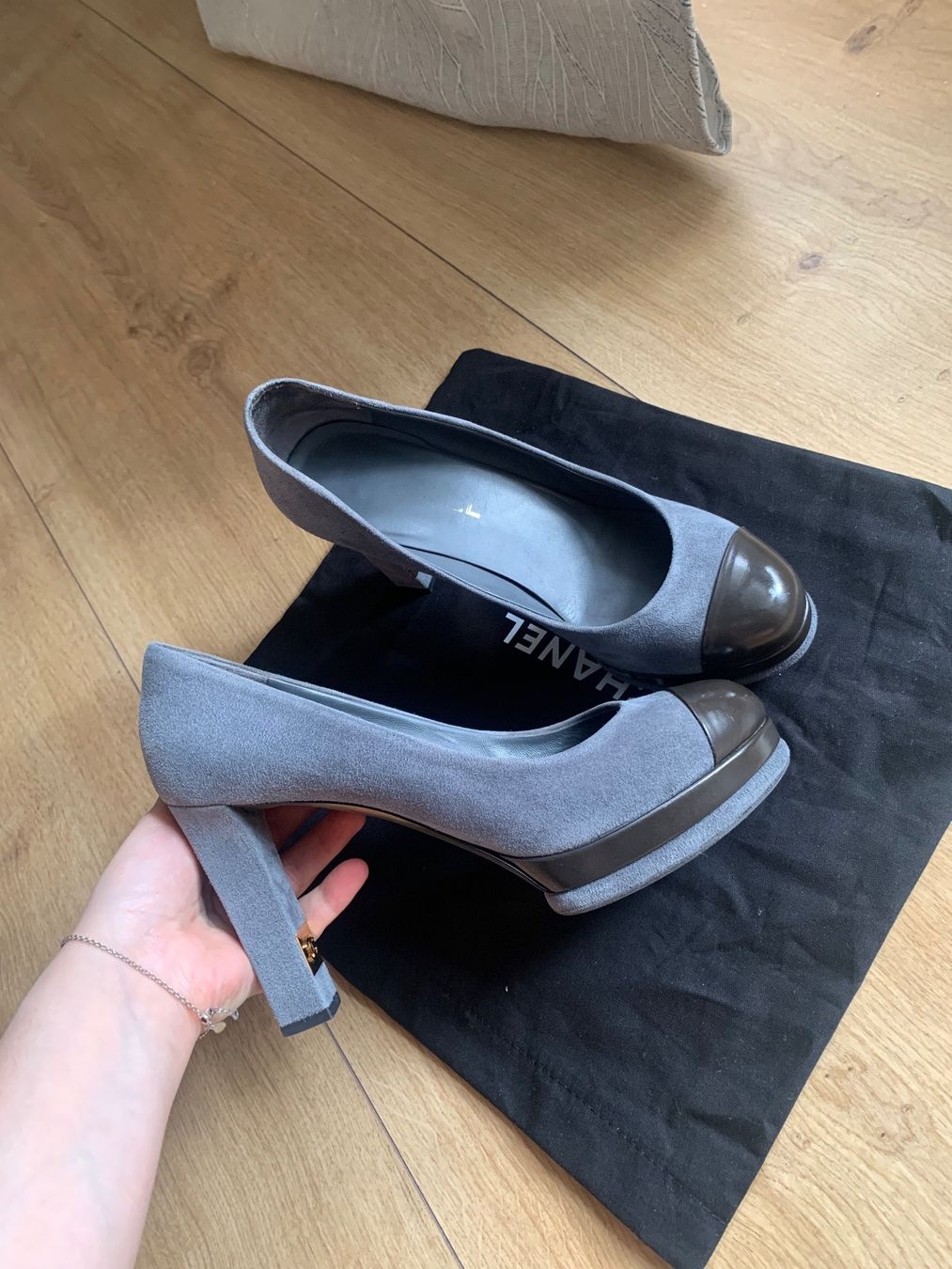 Chanel Scarpe da donna: Schuhe mit Absatz, Pumps Chanel Sandalen grey – Usato da Zell LU venduto da AliAli24 6