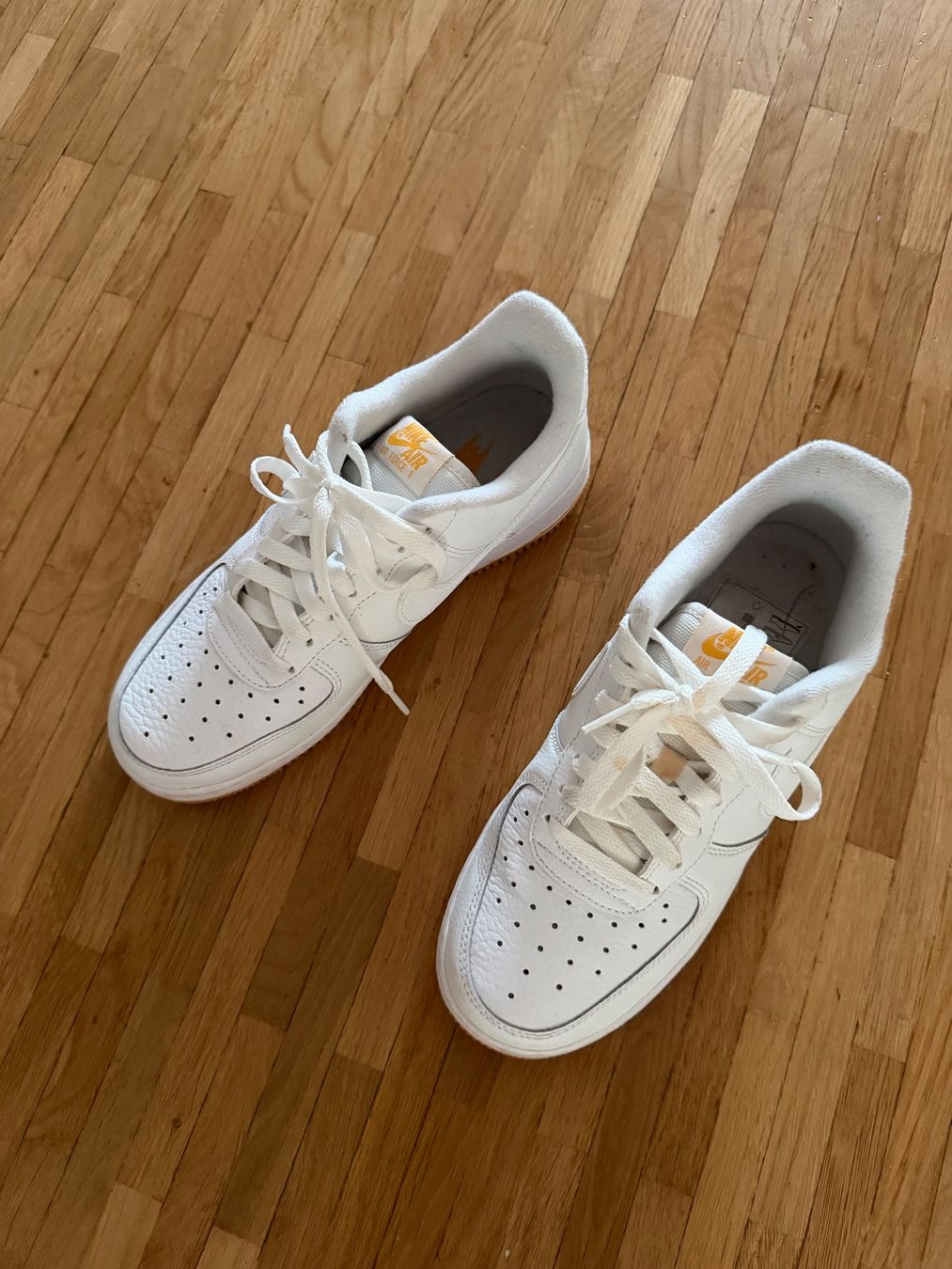 Nike Scarpe da donna: Nike Air Force 1 weiss Grösse 39 – Usato da Wohlen AG venduto da baletan83 1