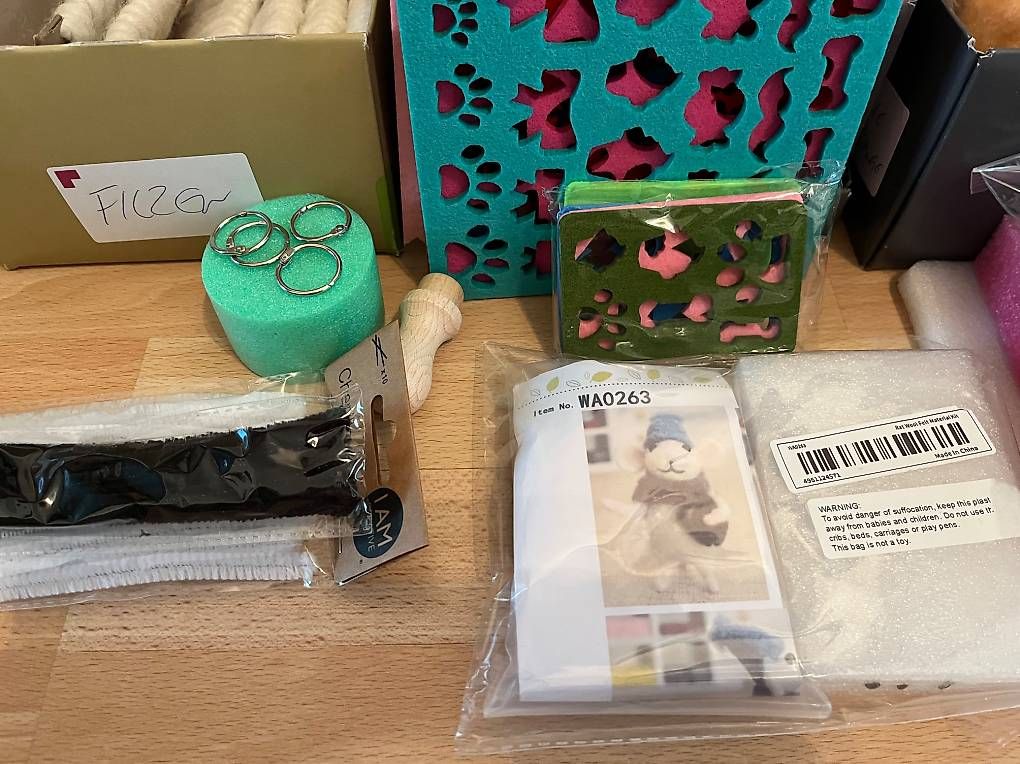 Kit bricolage: Divere Artikel zum Filzen – Nuovo (secondo la descrizione) da Therwil venduto da Mautzerli 3
