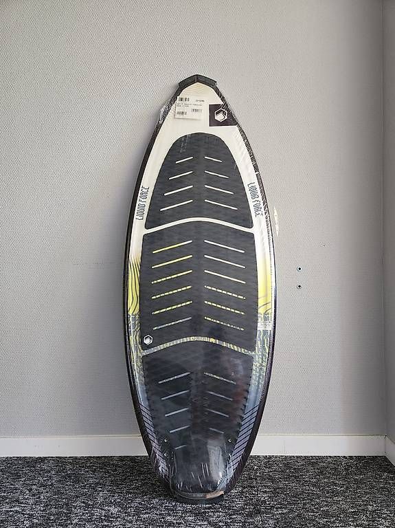 Kletterausrüstungen: NEUF - Liquid Force Swami 5'3 – Gebraucht aus Genève von Fleur-Xuan
