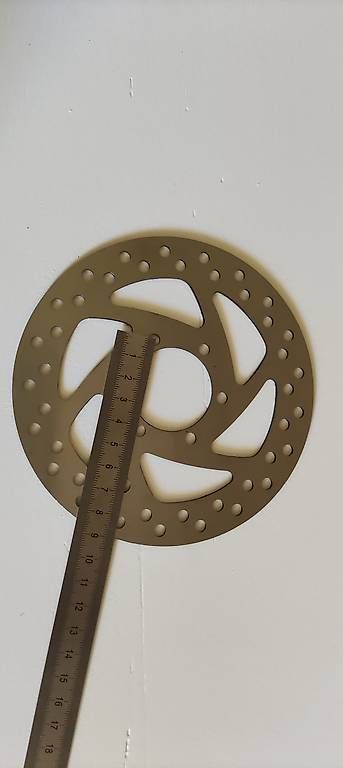 Pezzi di ricambio: Bremsscheibe 140mm 6 Loch – Usato da BASEL venduto da E-Bro.Electro 1