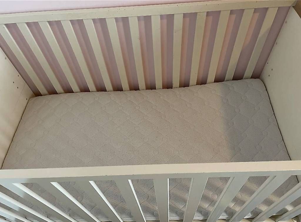 Letti: Baby-/Kinderbett  Weiss – Usato da Hilterfingen venduto da mus_85w9 1