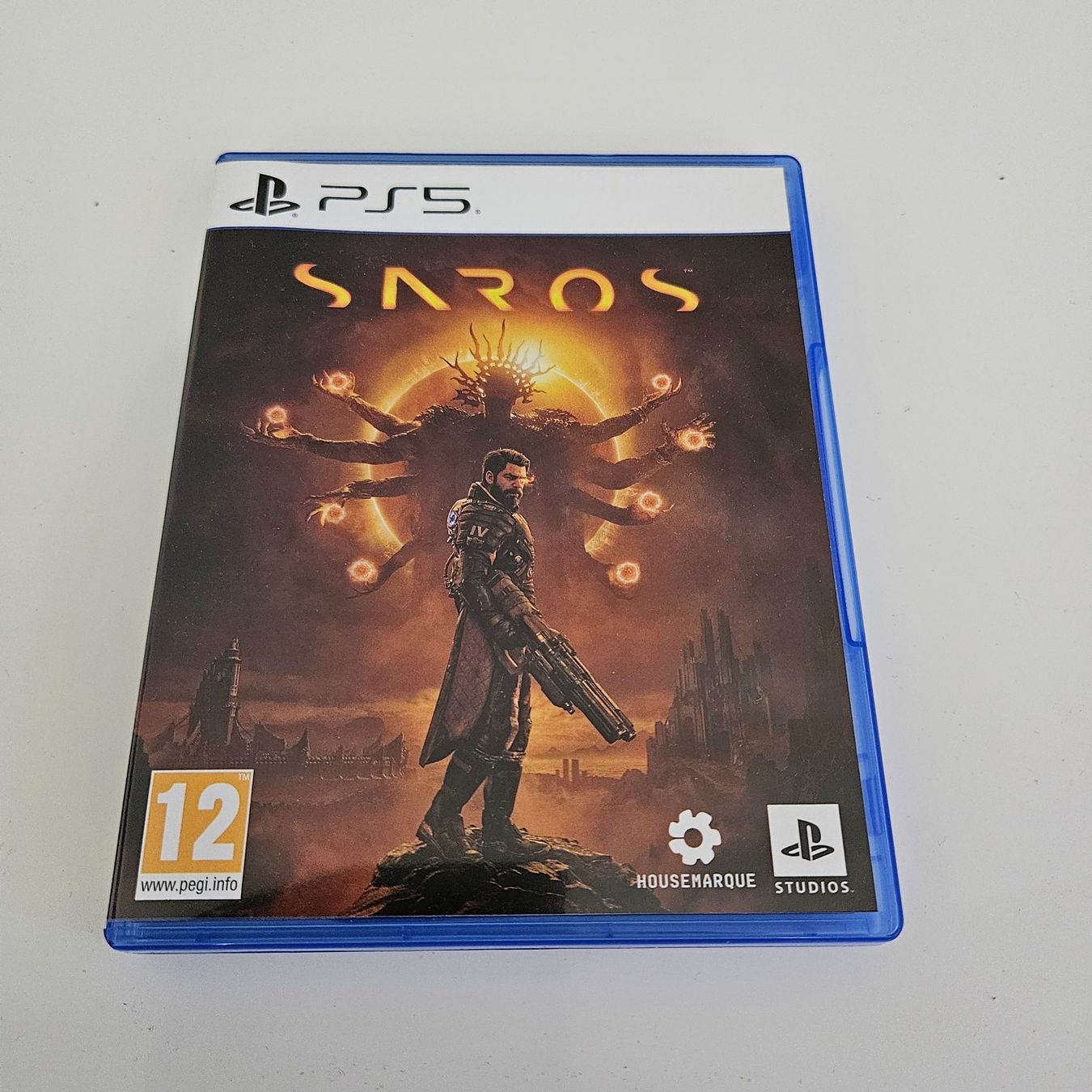 Giochi: Saros (PS5) – Usato da Diepoldsau venduto da Varothen