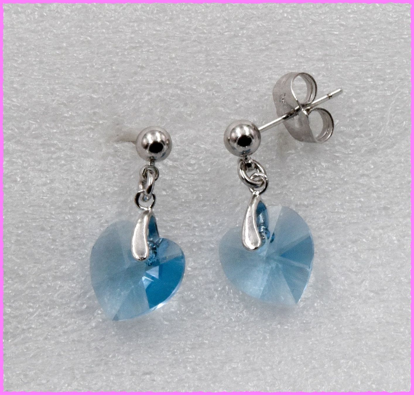 Orecchini pendenti & Orecchini a lobo: Bezaubernde Herz Ohrstecker mit Kristall – Nuovo e nell'imballaggio originale da Oberglatt ZH venduto da Diamond-Girl 1