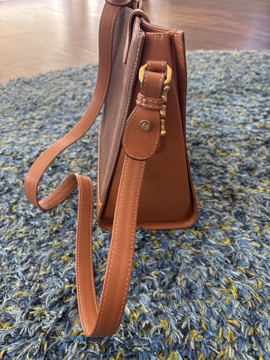 Loewe Taschen für Damen: Loewe Handtasche – Gebraucht aus Altikon von Katanapeto 2