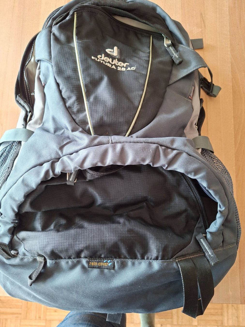 Zaini: (Wander)-Rucksack von Deuter – Usato da Zürich venduto da jacomina