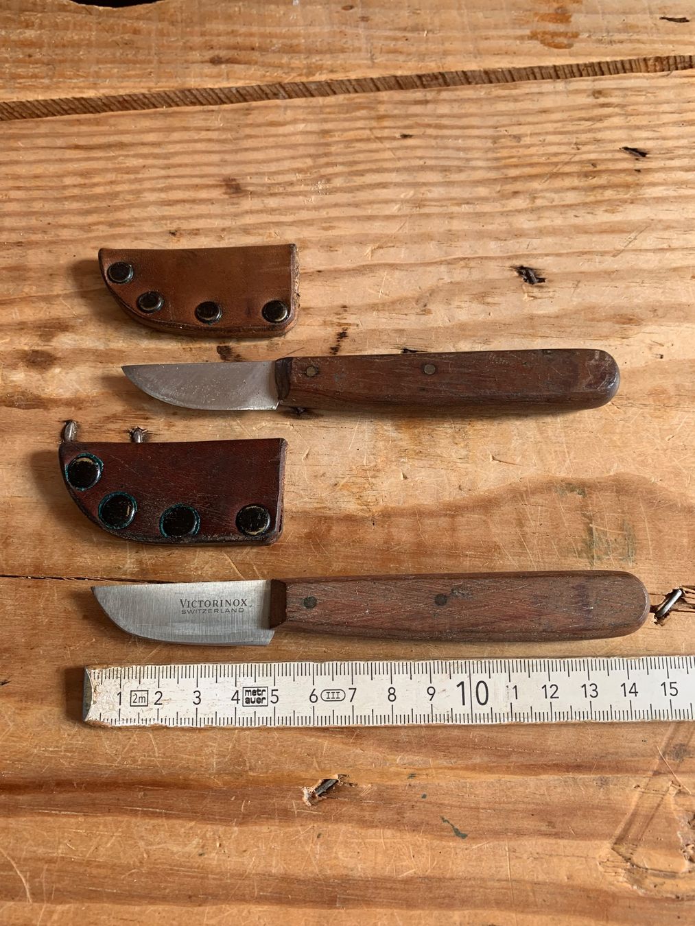 Victorinox Militärmesser: 2 alte Messer Schweizer Armee – Gebraucht aus Bibern SO von wecafra