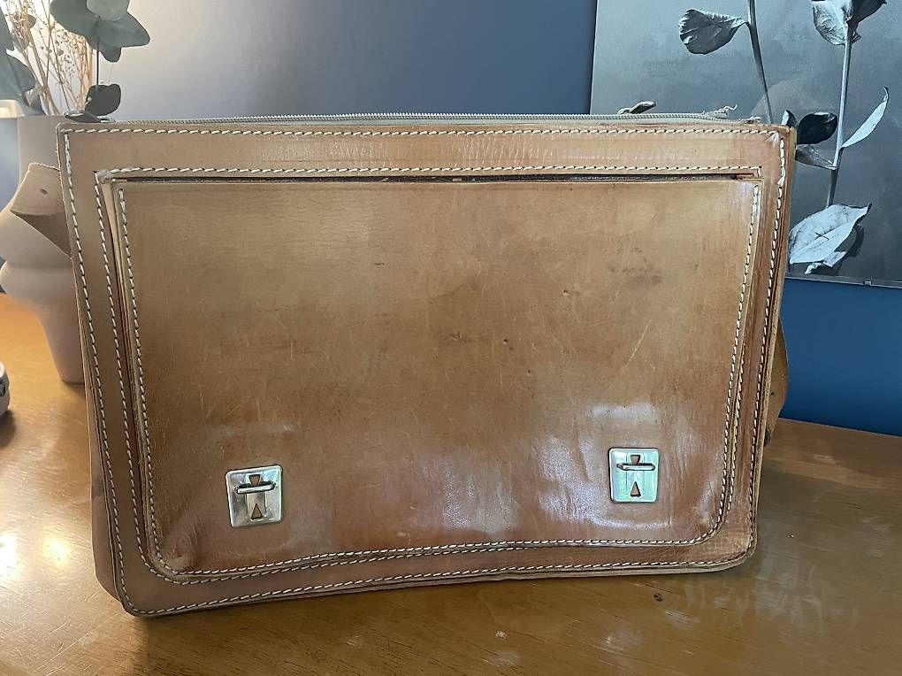 Borse: Grosse braune Ledertasche, Umhängetasche – Usato da Grenchen venduto da nudj1 3