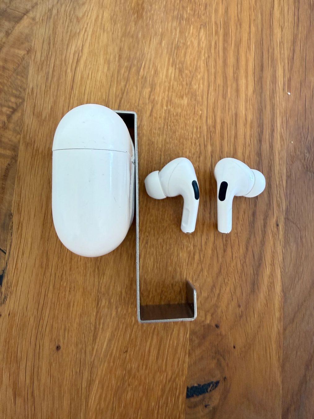 Apple Cuffie: APPLE AirPods Pro 1 – Usato da Lausanne venduto da Nine1982 6
