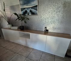 Sideboard weiss mit Holzoberfläche, 3m