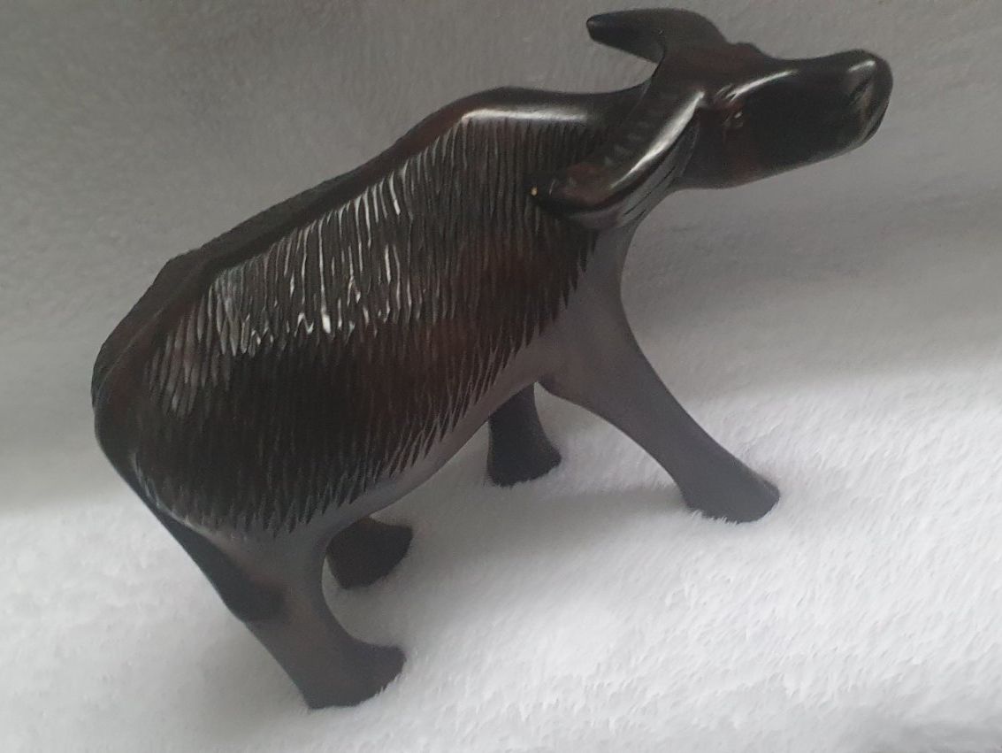 Figuren: Handgeschnitzter Wasserbüffel aus Edelholz Vintage Figur – Gebraucht aus Abtwil AG von MaVo.0710 4