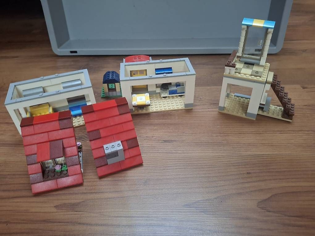 Giocattoli: LEGO CREATOR Familienvilla – Usato da Therwil venduto da Johndo01 3