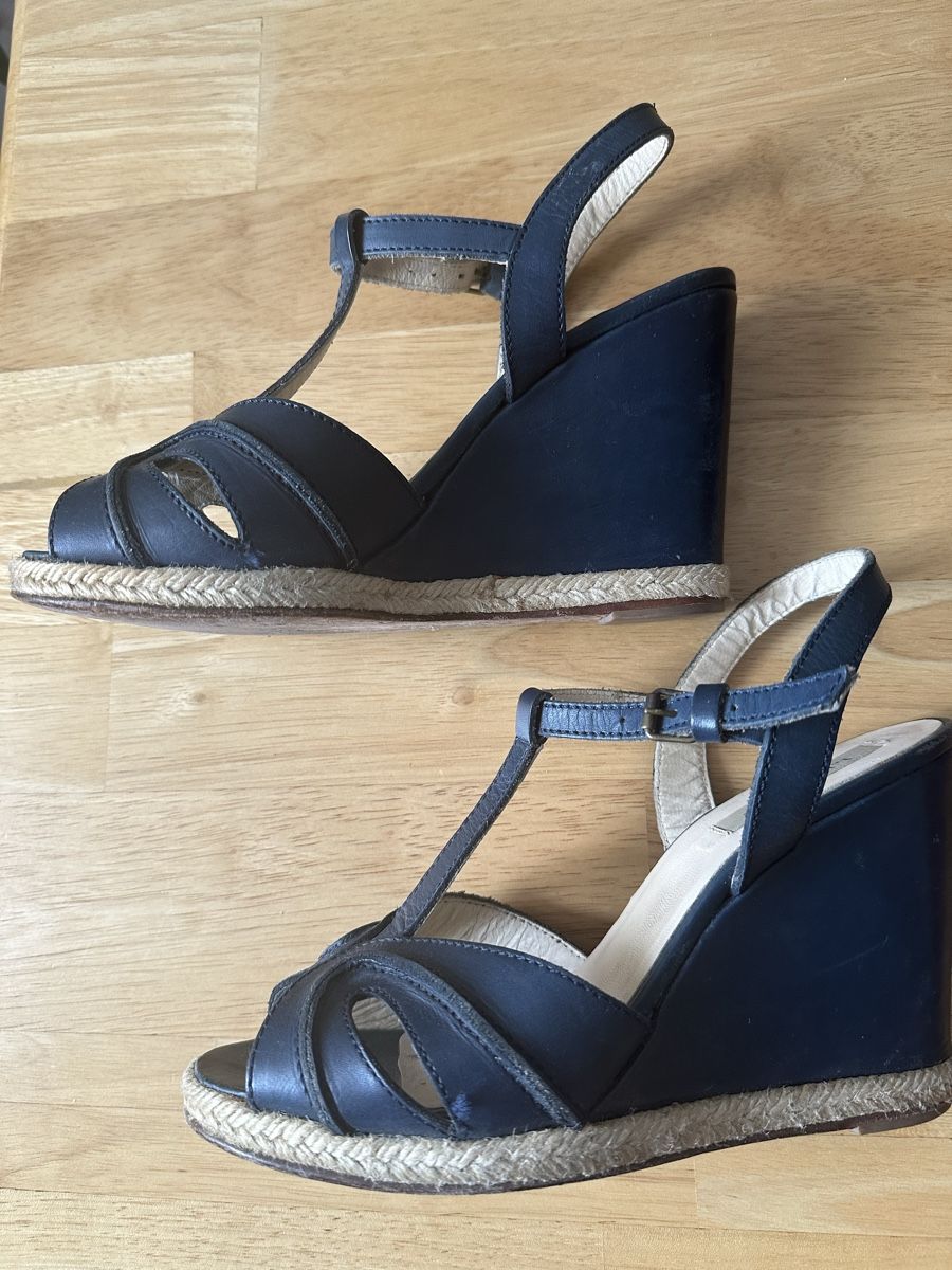 Scarpe da donna: Sommer Leder Sandalen – Usato da Basel venduto da Greenways