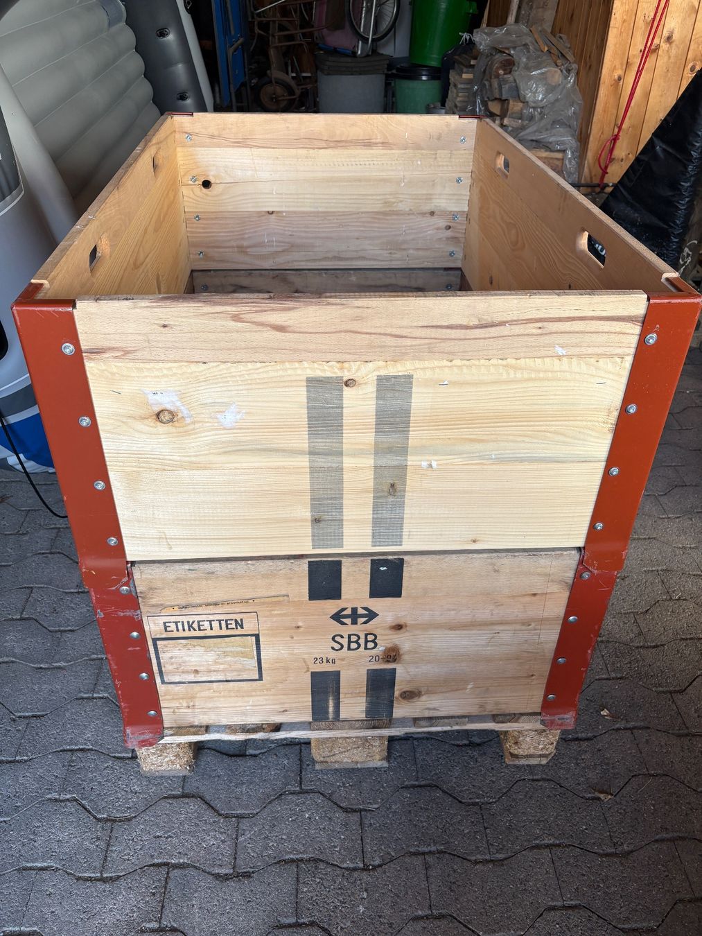 Pallets: Palette mit zwei Rahmen – Usato da Greifensee venduto da Roger 1