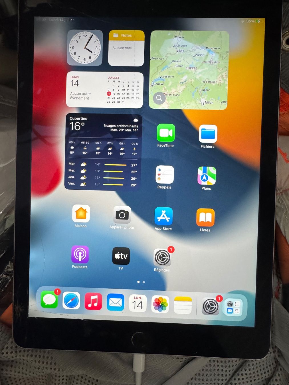 Apple Tablet PC: iPad Air 2 (2014), Wi-Fi + Celular – Usato da Marly venduto da may_j75b 5