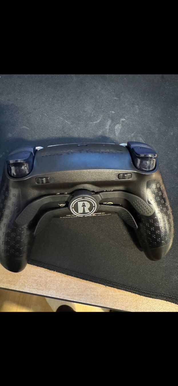 Rocket Games Manettes: Rocket Games PS5 Controller – D'occasion à Berneck par kal_7qdd 2
