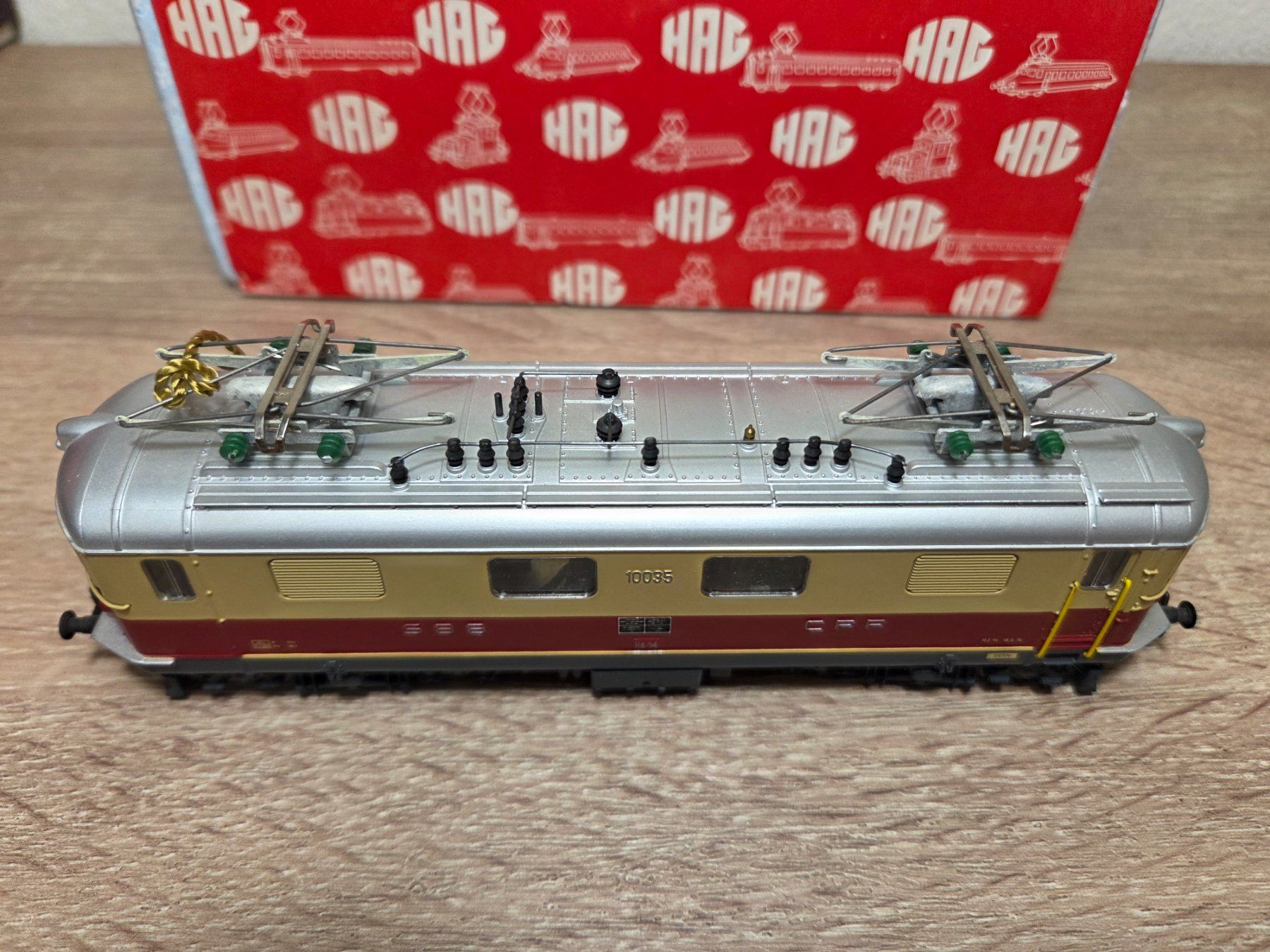 Hag Modellini di ferrovie: Hag 231 E-Lok Re 4/4 I SBB H0 – Usato da St-Aubin-Sauges venduto da Lo_Go 4