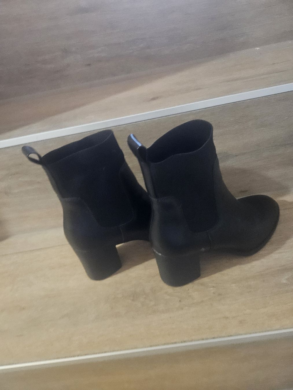 Damenschuhe: Boots en cuir noires élégantes - Taille 38 - Automne – Neu (gemäss Beschreibung) aus Dugny (Leytron) von NaMartinet 1