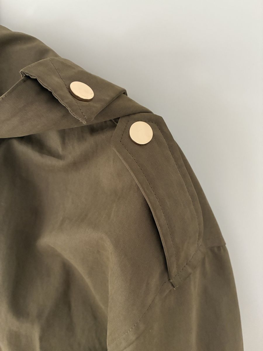 Mango Jacken: Parka kaki Mango – Gebraucht aus Lausanne von Gabrie 5