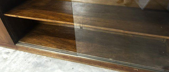 Vitrinen: +  HoLzvitRiNe  + – Gebraucht aus Winkel von zeho 2