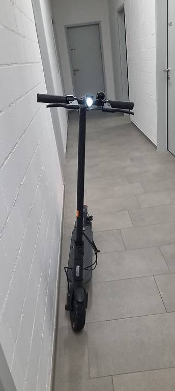 Kickboard: Xiaomi E-Scooter Pro 2 Swiss Edition – Gebraucht aus Ellikon an der Thur von Baltens 1
