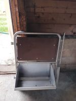 Tor mit Futtertrog/Stalleinrichtung