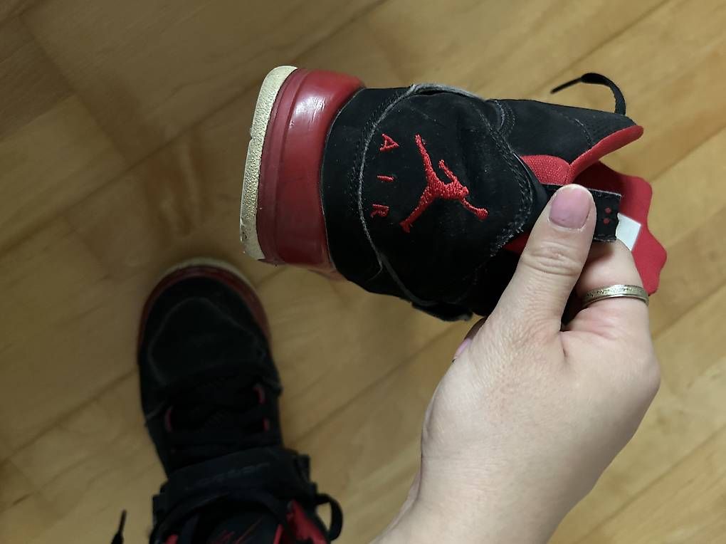 Damenschuhe: Michael Jordan & Nike Schuhen.  – Gebraucht aus Oberweningen von gta_kl5b 2