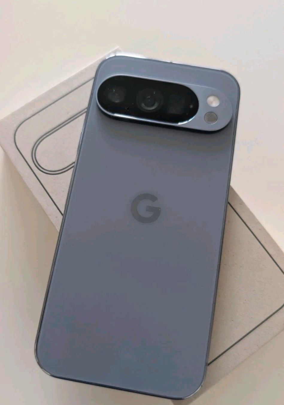 Google Telefoni cellulari / Smartphones: Google Pixel 10 Pro Top Zustand 128GB – Usato da Luzern venduto da Waince786 2