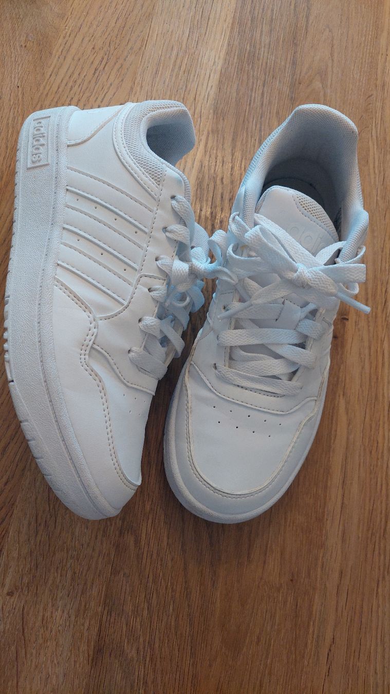 Adidas Scarpe da uomo: Weisse Adidas Sneaker Gr. 36 – Nuovo (secondo la descrizione) da Gwatt (Thun) venduto da Letzte-Chance-III