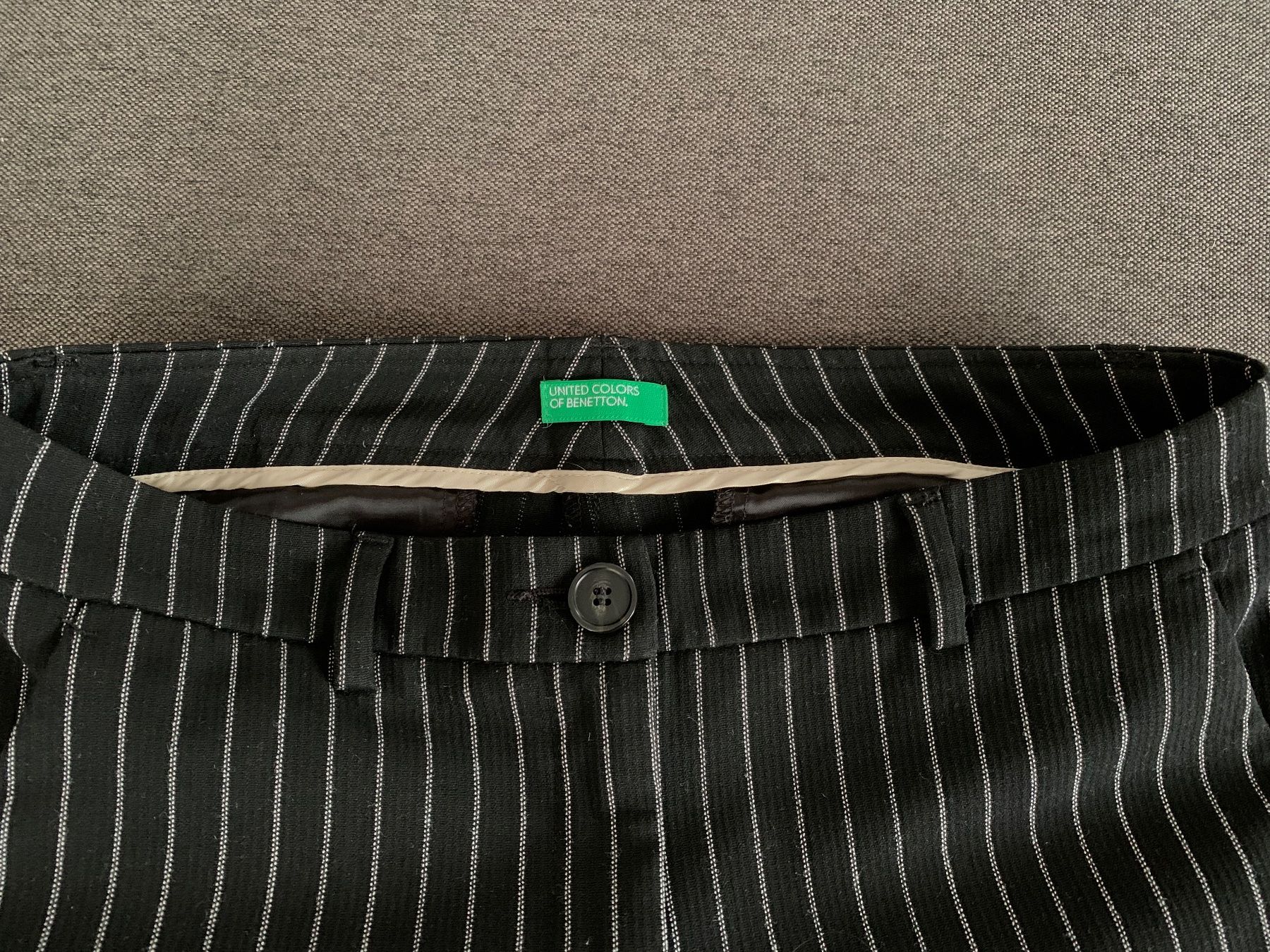 Benetton Hosen: Benetton Trousers – Gebraucht aus Zürich von sel_9kd 2