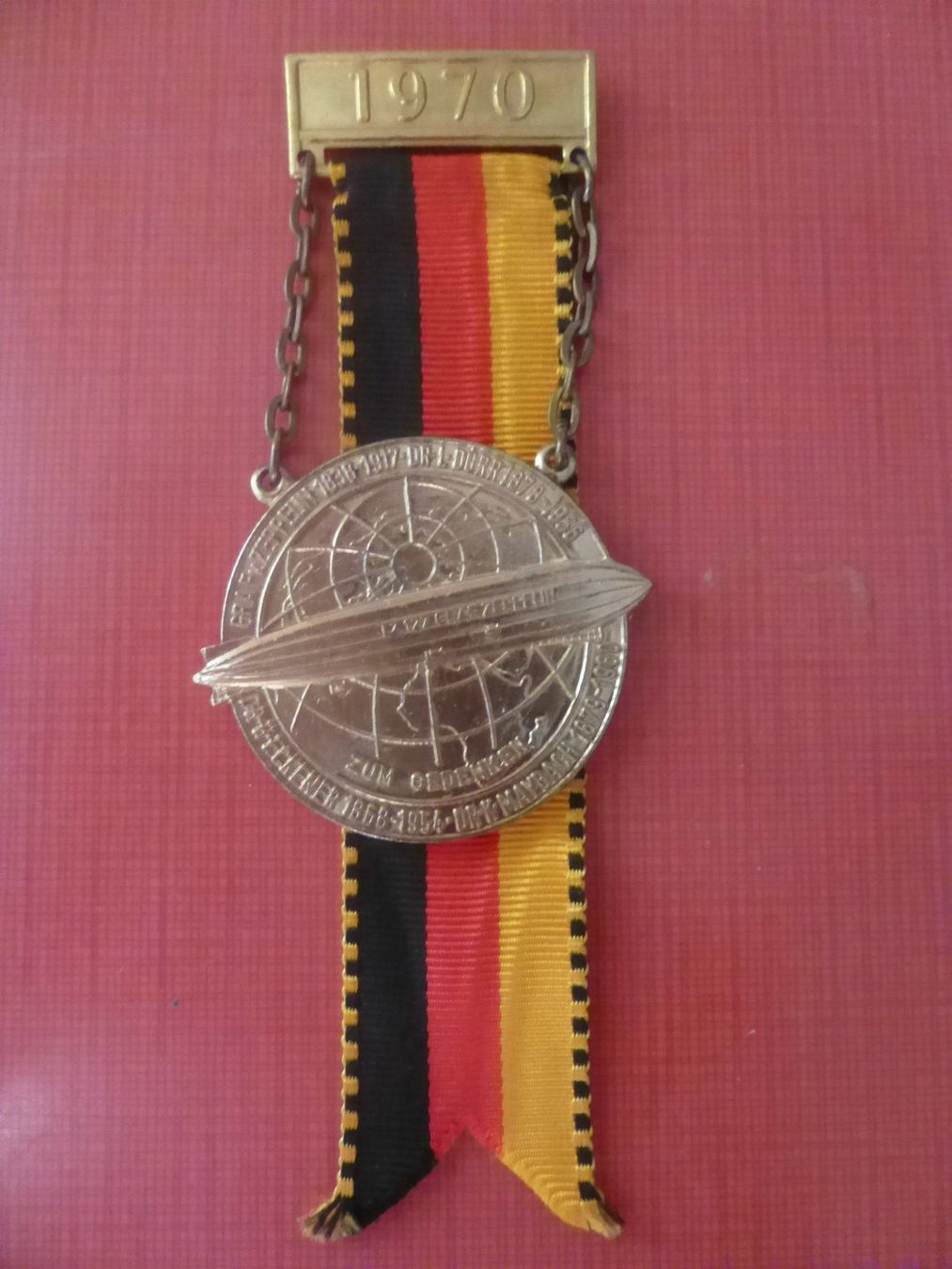 Medaglie: Medaille, Zeppelin, 1970 – Usato da Visp venduto da rockmobile