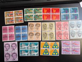 14 blocs de 4 timbres oblitérés 1972 selon photo