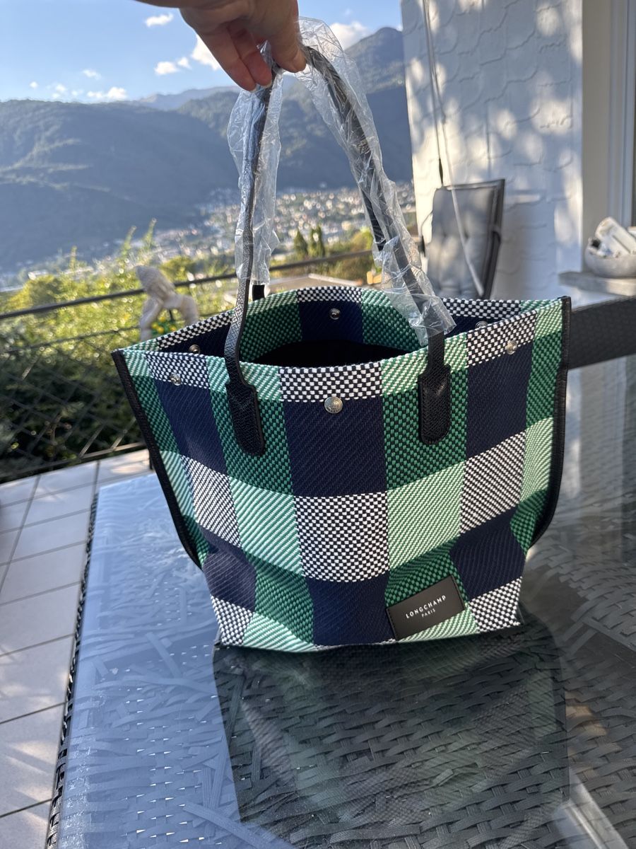 Longchamp Borse da donna: Longchamp Essential Shopper Neu (L) – Nuovo e nell'imballaggio originale da Vezia venduto da sidu03
