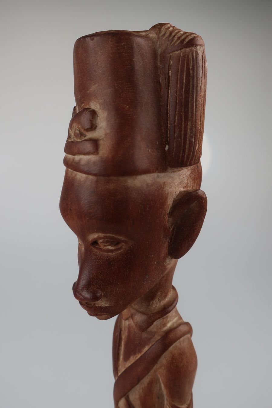 Skulpturen & Statuen: Handgefertigte Holz Colon-Figur – Gebraucht aus Volketswil von brockipfannenstil 5