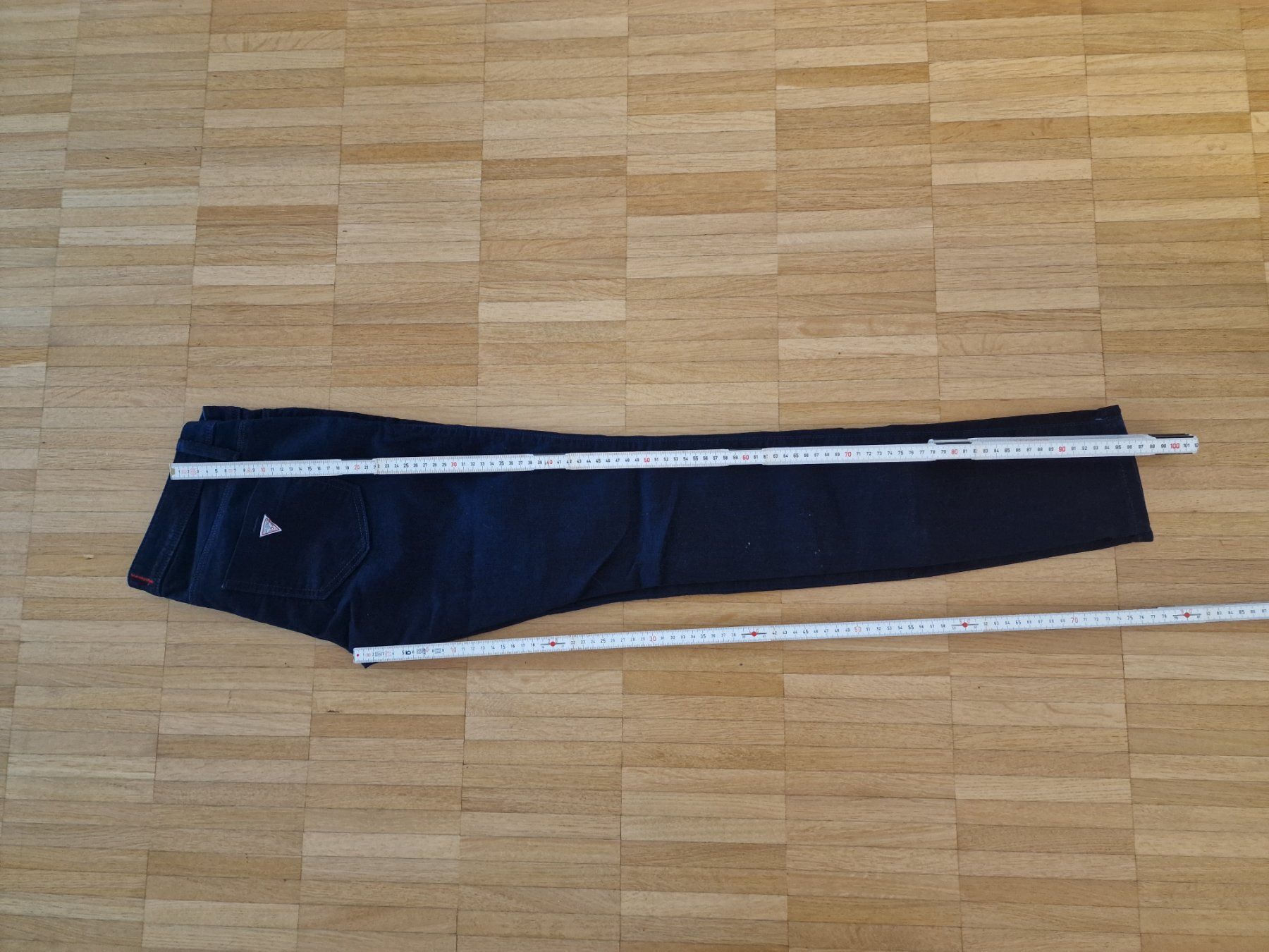 Guess Pantaloni: Guess Hose – Usato da Laufenburg venduto da may_r2st 3
