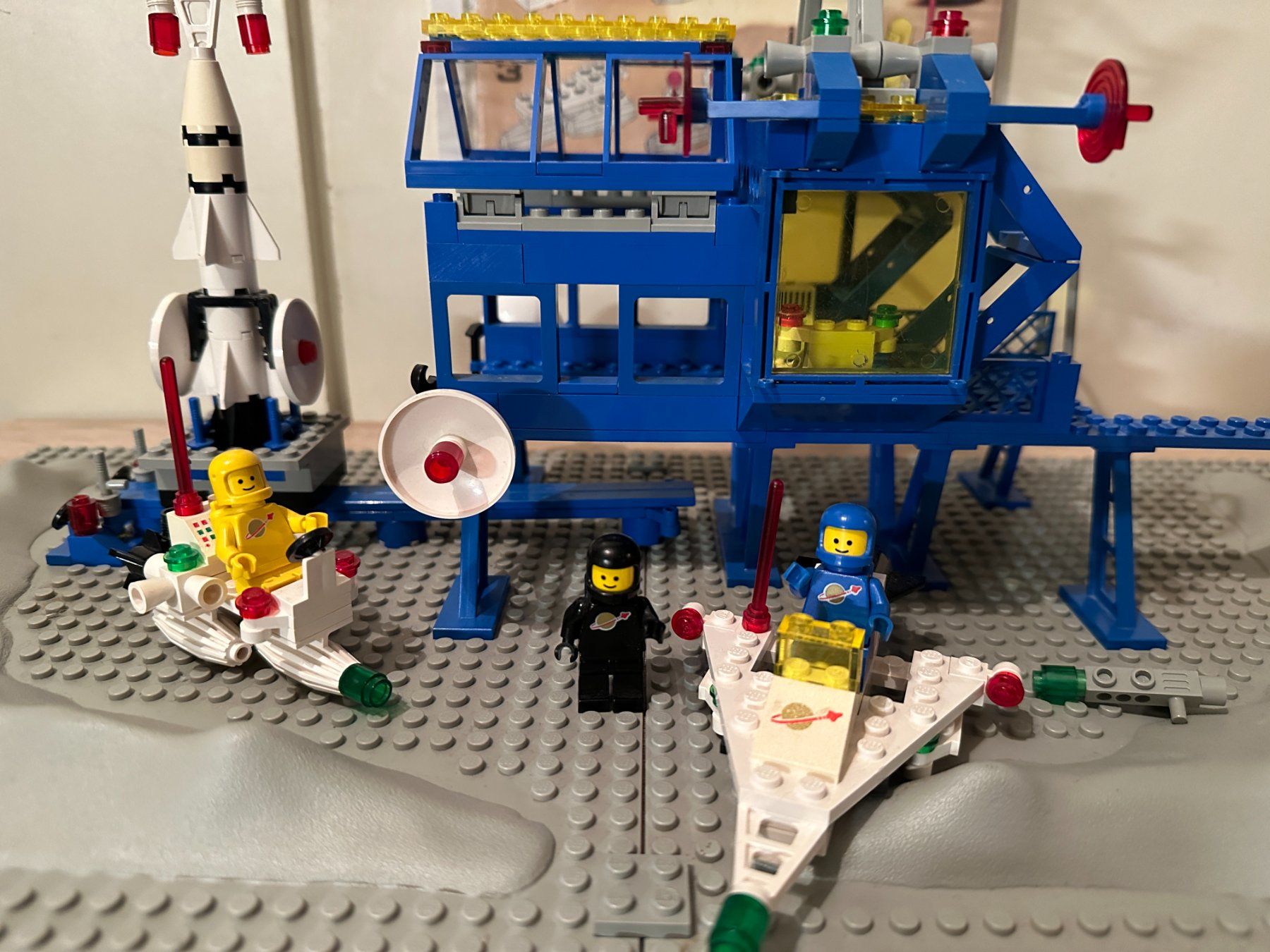 Legoland Baukästen: LEGO Space 6971 Inter-Galactic Command Base – Gebraucht aus Basel von Don-Angel 5