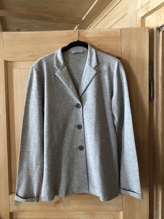 NEUE Blazerjacke von GRAN SASSO, Gr. It. 46 (ca. 38/40)