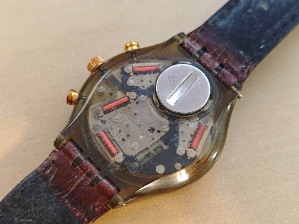 Swatch Chrono Goldfinger SCM100 - DER KULTCHRONO (Gebraucht) in Zetzwil ...