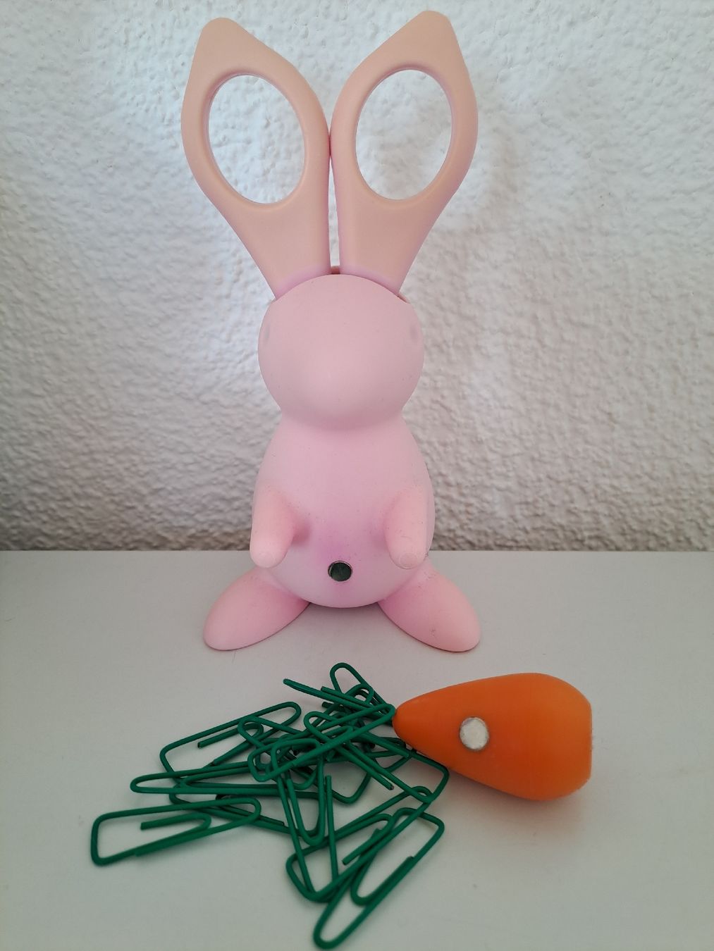 Kit bricolage: Porte ciseaux lapin + aimant + 14 trombones – Usato da Denens venduto da Chanchantevend 3