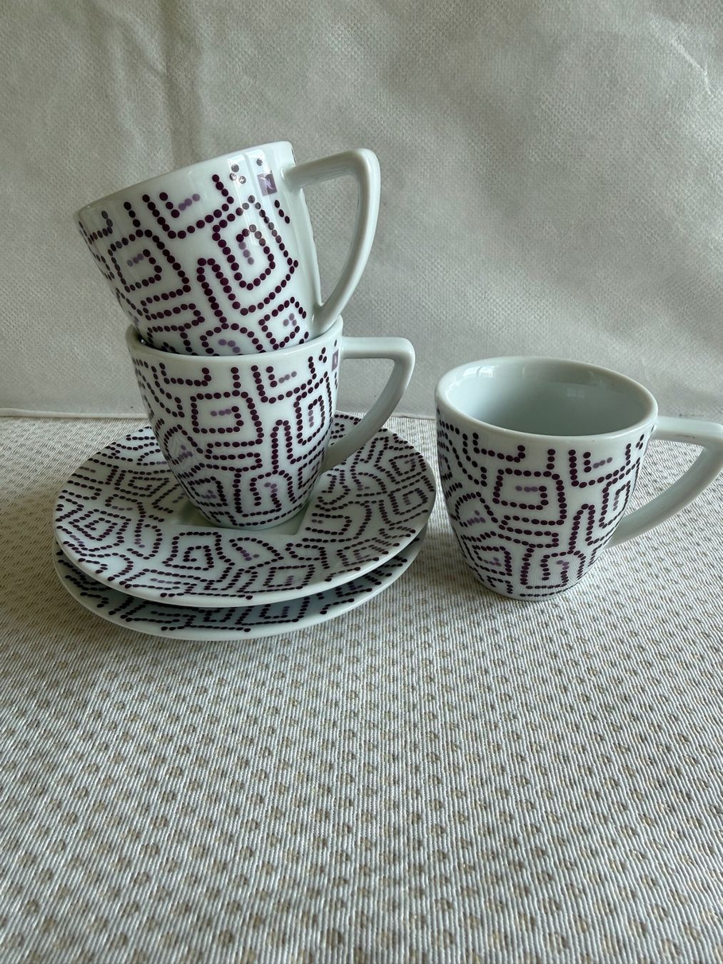 Nespresso Tazze: Nespresso - tasses espresso – Usato da Sion venduto da accroshoes