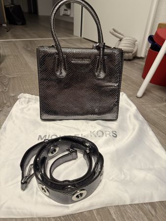 Michael Kors Handtasche Grau